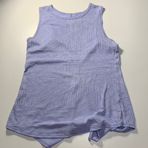 DSH Lavender Color Top Size M- Great Condition Lovely Color and Design- No Label - Picture 1 of 9